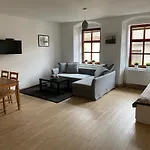 Modern In Appartamento *